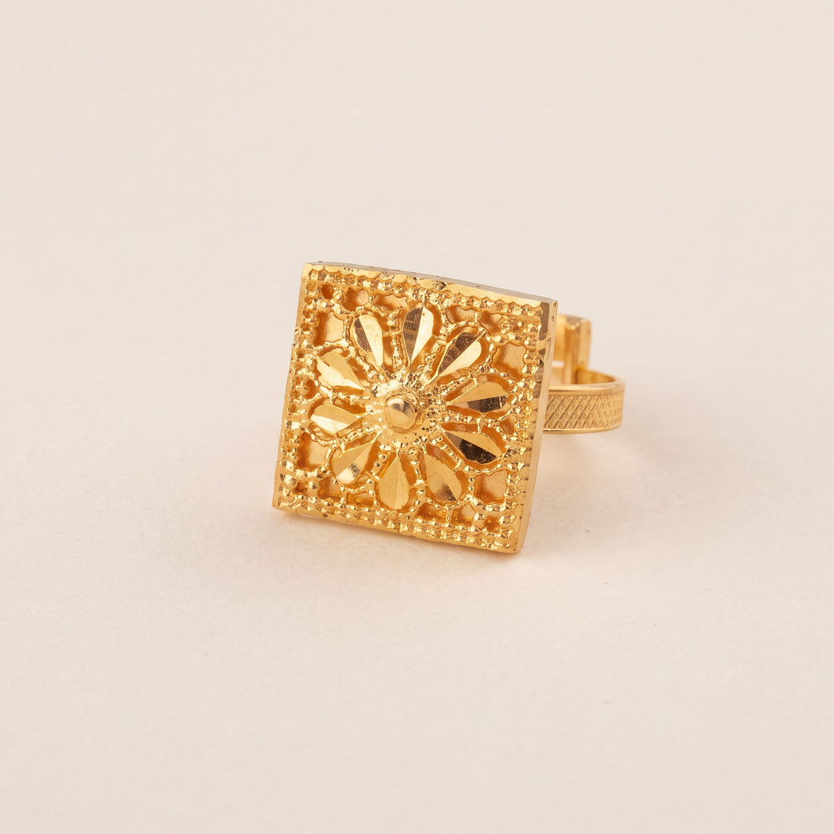 Traditional Ring (D175), 925 silver 24K gold plated