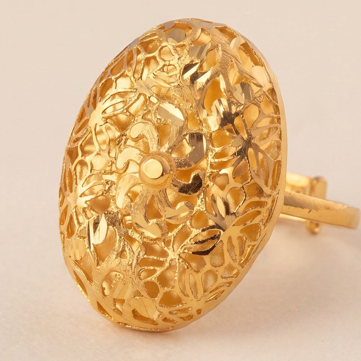 Traditional Ring (D176) design detail