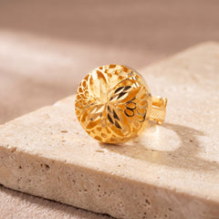 Traditional Ring (D196) on travertine