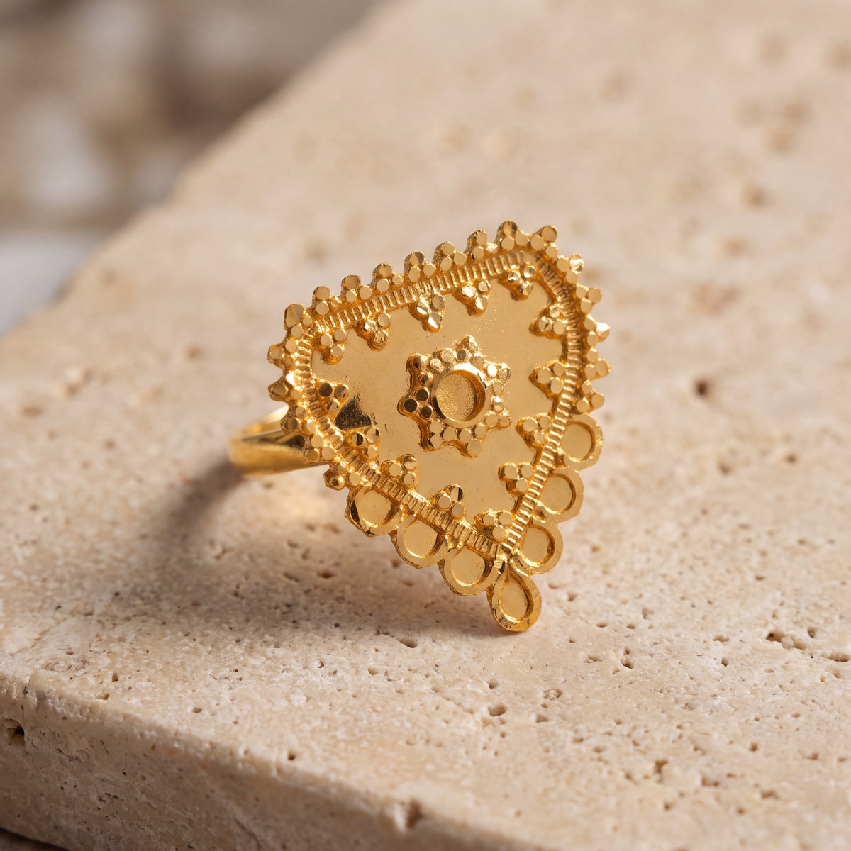 Traditional Ring (D22) on travertine