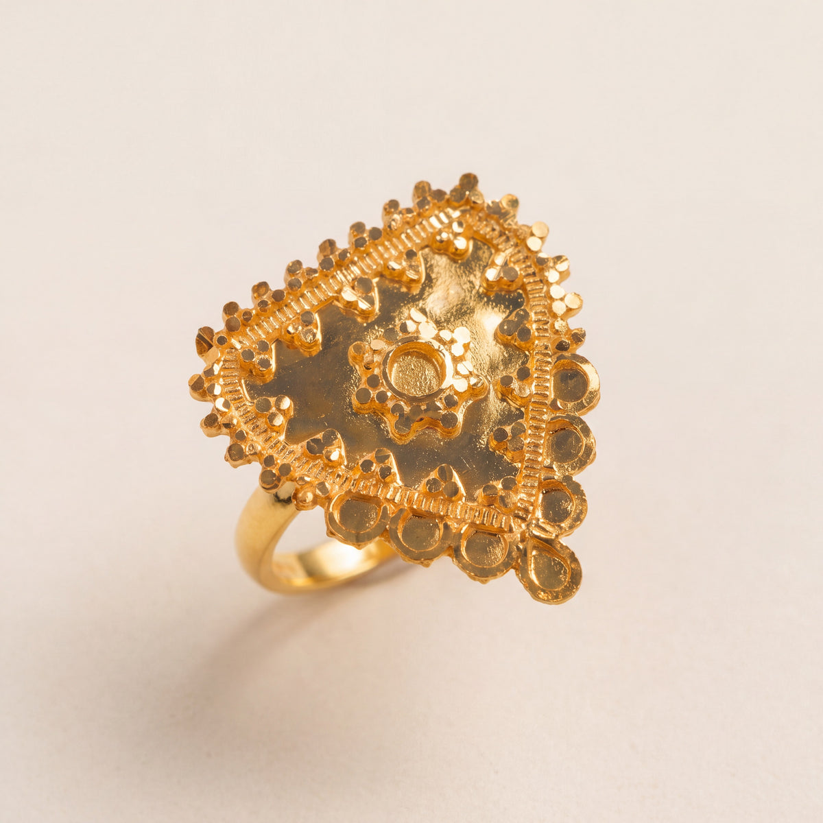 Traditional Ring (D22), 925 silver 24K gold plated