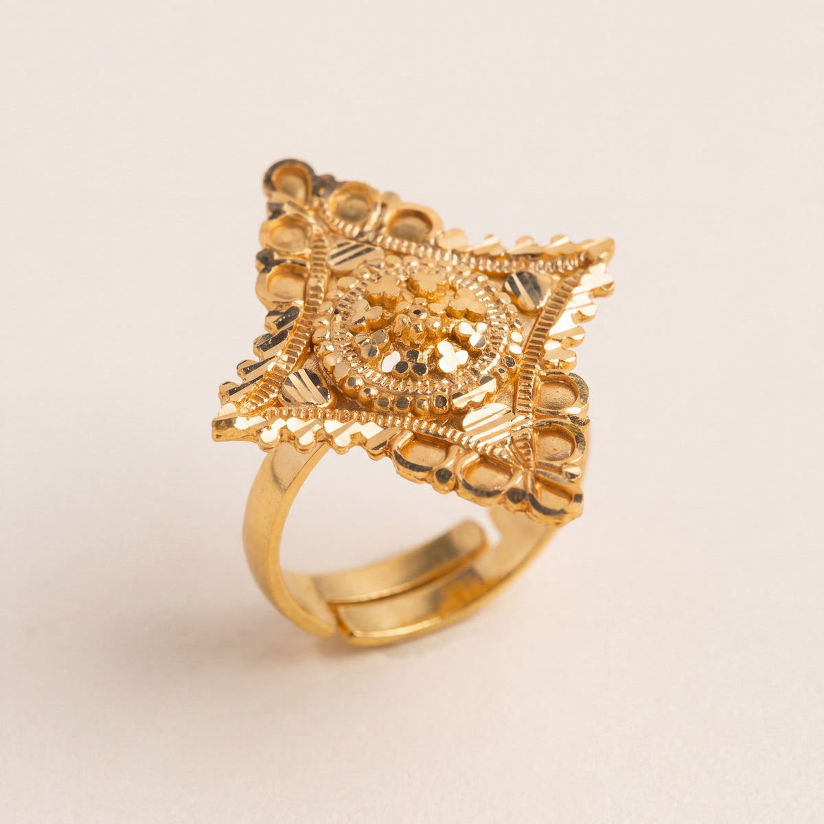 Traditional Ring (D62), 925 silver 24K gold plated