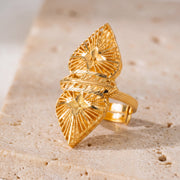 Traditional Ring (D67) on travertine
