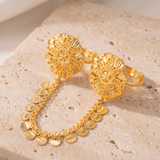 Twin Ring Chain (D16) on travertine
