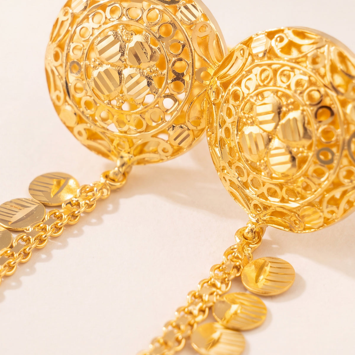 Twin Ring Chain (D29) design detail