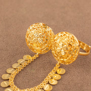 Twin Ring Chain (D29) in 925 silver with 24K gold plating, domed ring faces in concentric bands with a four-petal centre