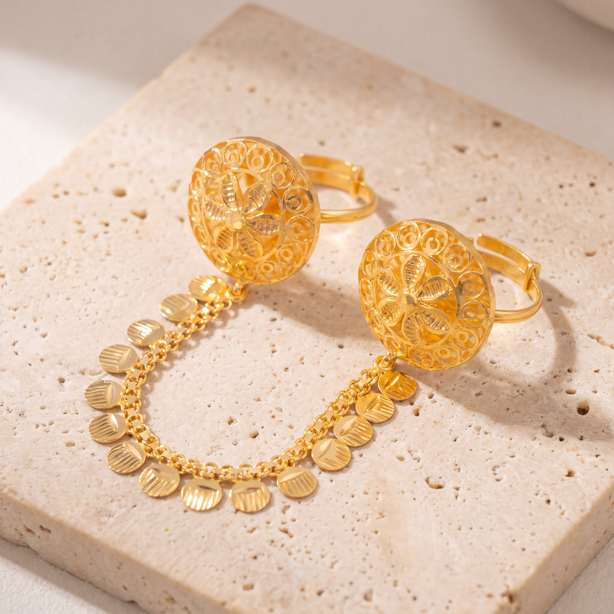 Twin Ring Chain (D30) on travertine