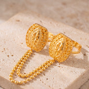 Twin Ring Chain (D35) on travertine