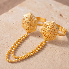 Twin Ring Chain (D36) on travertine