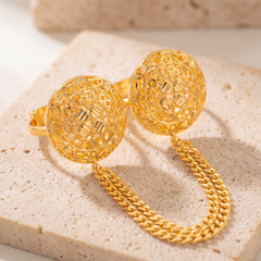 Twin Ring Chain (D40) on travertine
