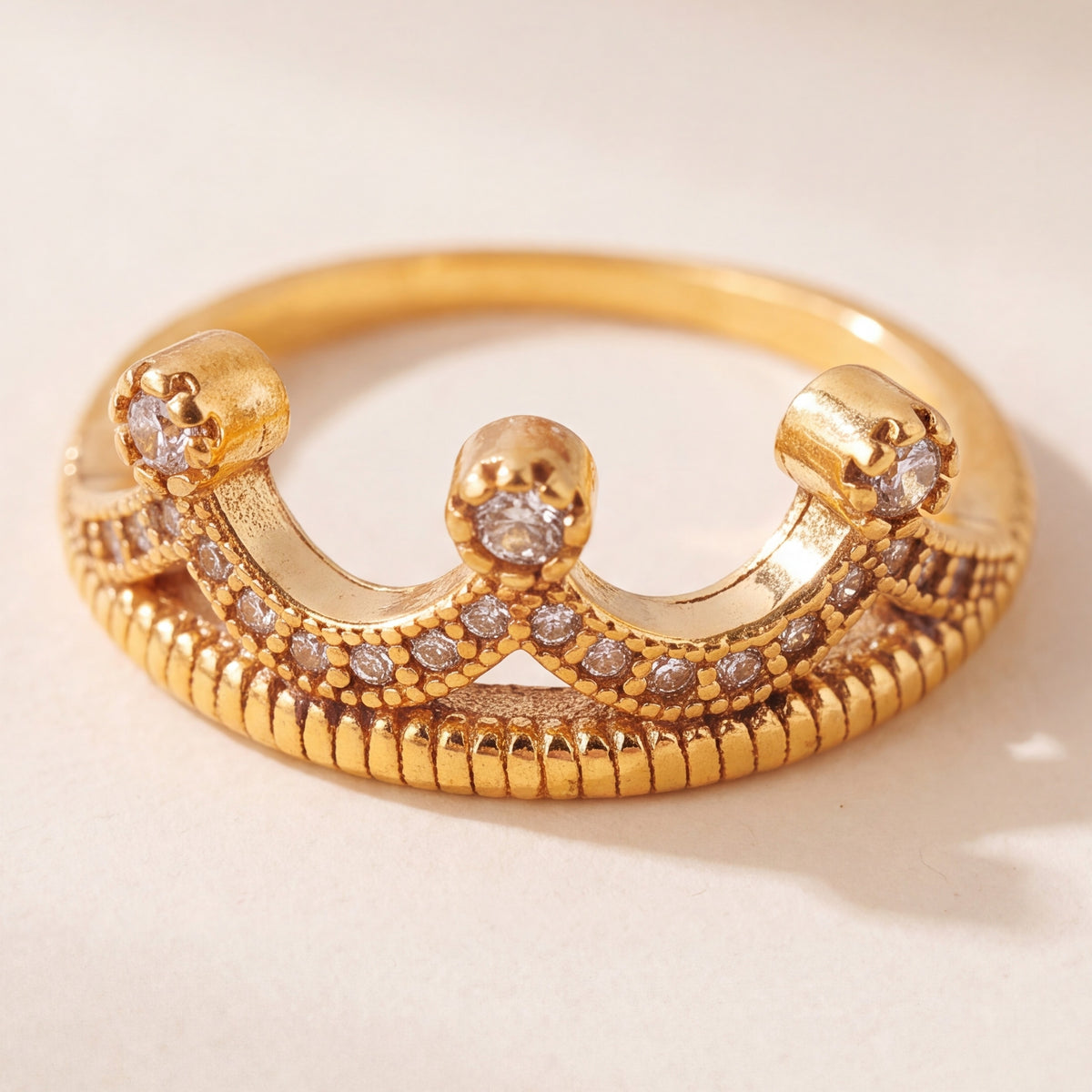 Zircon Ring (D18) design detail